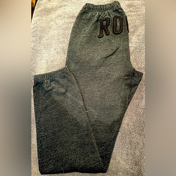 Roots sweatpants - Picture 2 of 2